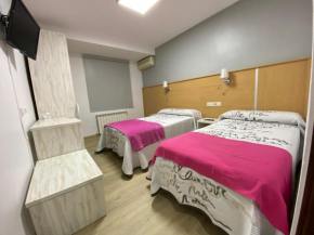  Hotel San Juan  Мигельтурра